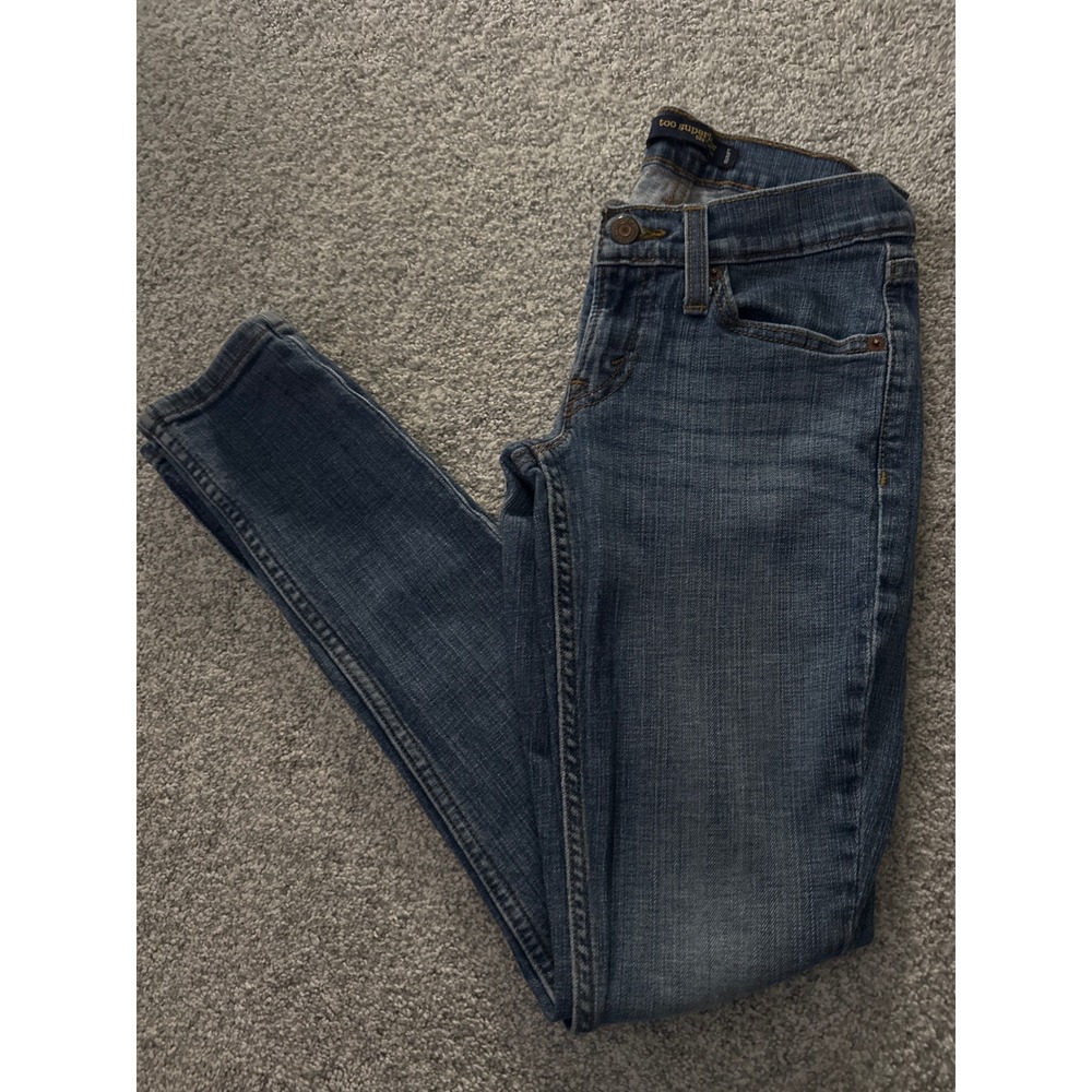 Levi's 524 Too Superlow Women's 0 S Y2K Low Rise Slim Straight Denim 28.5 Inseam